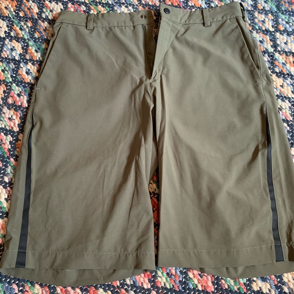 Nike Golf Summer Tech Shorts - Size 32